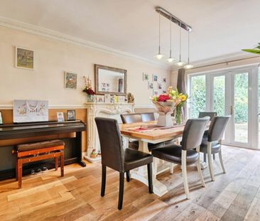 4 bedroom House To Let - Photo 6