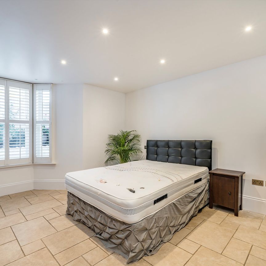 Harwood Road, SW6, London - Photo 1