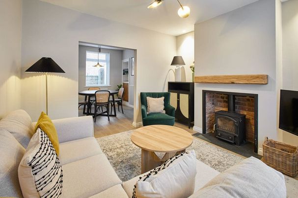 Clarence Place - Photo 1