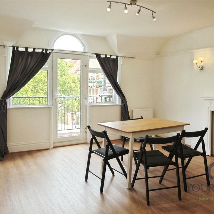 3 bedroom flat to rent - Photo 1