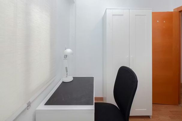 Avinguda de Peris i Valero, Valencia, Valencian Community 46005 - Photo 1