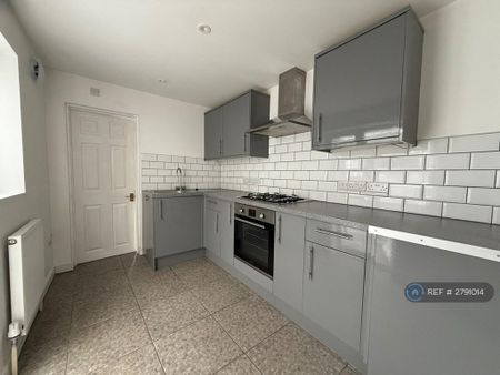 2 bedroom terraced house to rent - Photo 5