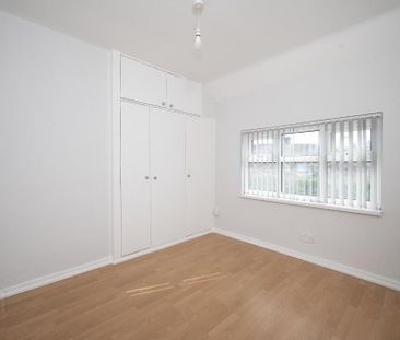 9 Vandyck Gardens, Newtownabbey, BT36 7HQ - Photo 3