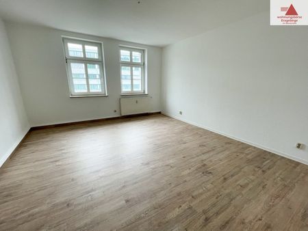 Helle 2-Raum-Wohnung im 1. Obergeschoss in Gornsdorf! - Photo 3