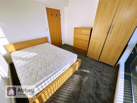 3 bedroom apartment to rent - Photo 5