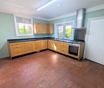 3 bedroom end of terrace house to rent - Photo 5