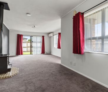 Beautiful Brick & Tile Home &mldr; - Photo 1