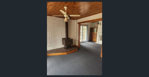 Charming Longford Retreat - Photo 1