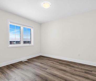 For Lease - 108 FORESTWALK Street, Kitchener, Ontario - Photo 4