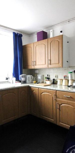 1 bedroom ground floor flat to rent - Photo 1