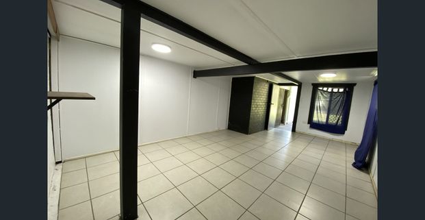 Home With Plenty Of Appeal - Photo 1