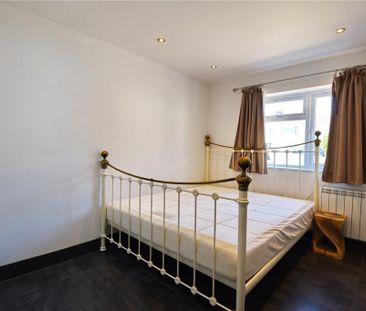 6 bedroom semi-detached house to rent - Photo 6