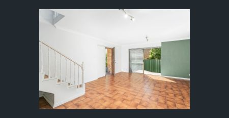 TOWNHOUSE. - Photo 3