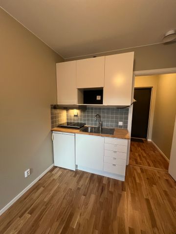 Stockholmsvägen, Täby - Photo 2