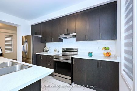 For Lease - 8 Copperhill Heights, Barrie, Ontario - Photo 2