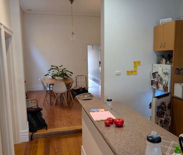 Prahran - Photo 2