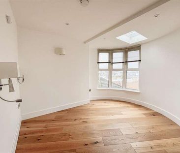 Castle Hill Road, Hastings, TN34 - Photo 2