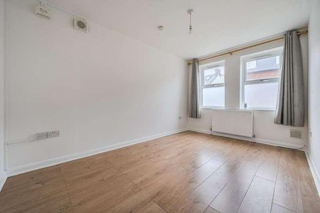 Potters Road, Barnet, EN5 - Photo 2