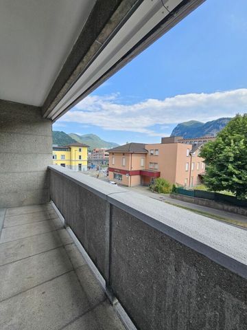 2.5 locali in zona strategica - Foto 4