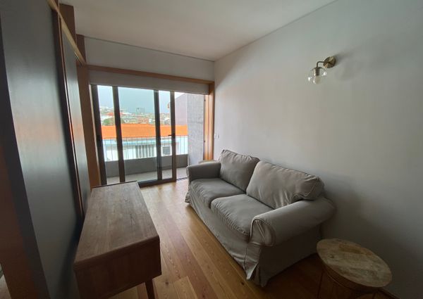 Apartamento T1 para Arrendar Mobilado e Equipado na Campanhã