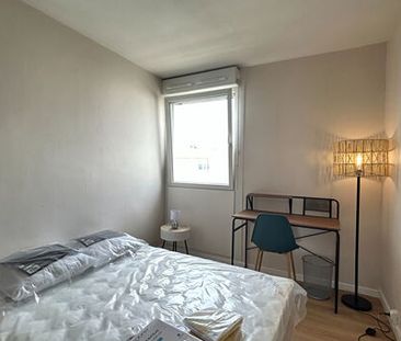 Appartement 5 pièces 88m2 REIMS 1 400 euros - Photo 3
