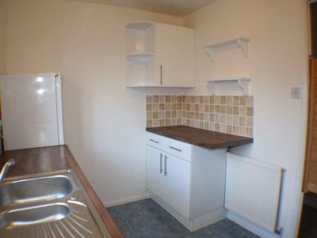 2 bedroom terraced house to rent - Photo 5