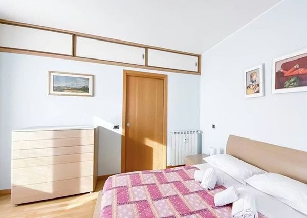 Via Foligno, Rome, Lazio 00182