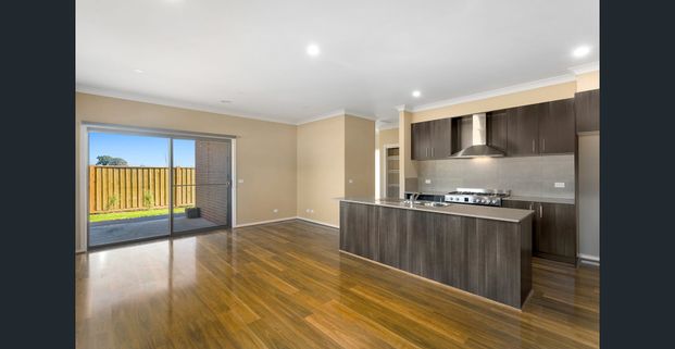 Stylish Family Living with Space, Light and Modern Comforts - Photo 1