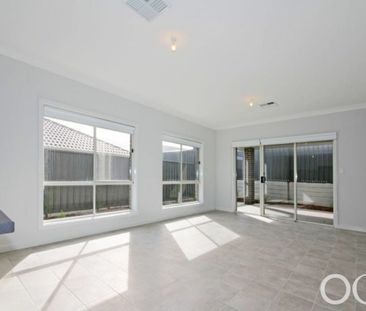 Open the Door to Hills Elegance - Photo 2