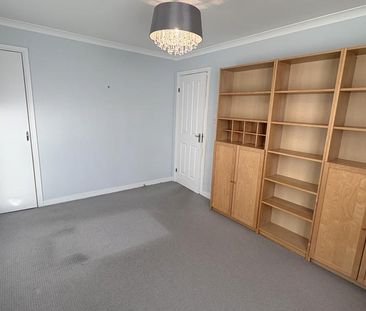 5 bedroom detached house to rent - Photo 4