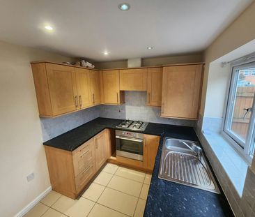 Detached house to rent on - Photo 5