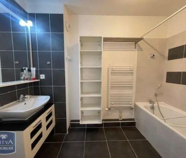 Appartement à louer 3 pièces 61.8m² - Photo 2