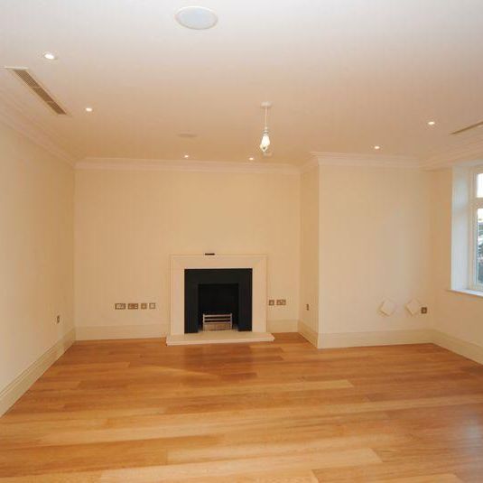5 bedroom detached house to rent - Photo 1