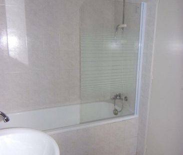 Location Maison 2 pièces 60m² MOISSAC 82200 - Photo 4