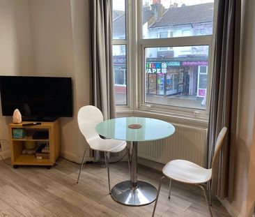 1 Bed Flat, Lewes Road, BN2 - Photo 5