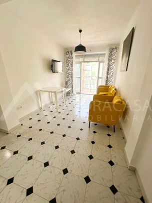 Piso de alquiler en Parque Ayala - Jardín de la Abadía - Huelín - Photo 1