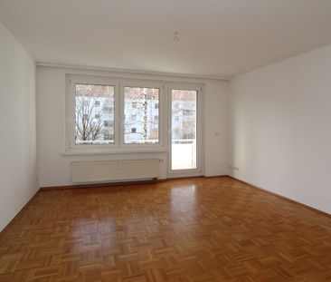 Großer Balkon… Einbauküche… – ID 2163 - Photo 1