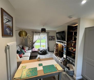 2 bedroom semi-detached bungalow to rent - Photo 5