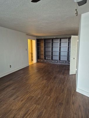 For Lease - 10 Edgecliffe Golfway Unit# 712, Toronto, Ontario - Photo 1
