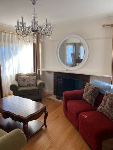 Located in a Beautiful and Popular Family Neighbourhood! - Photo 2