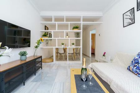 Calle Mármoles, Málaga, Andalusia 29007 - Photo 2