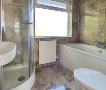 3 bedroom house to rent Charnwood Crescent, Chandler's Ford, Eastle... - Photo 6