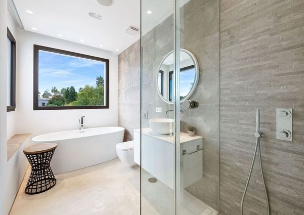 Luxury Villa for rent in Estepona, Spain