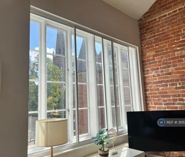 2 bedroom penthouse to rent - Photo 1
