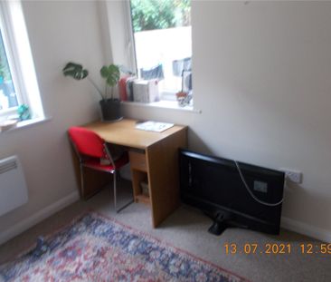 Student Properties to Let - Photo 4