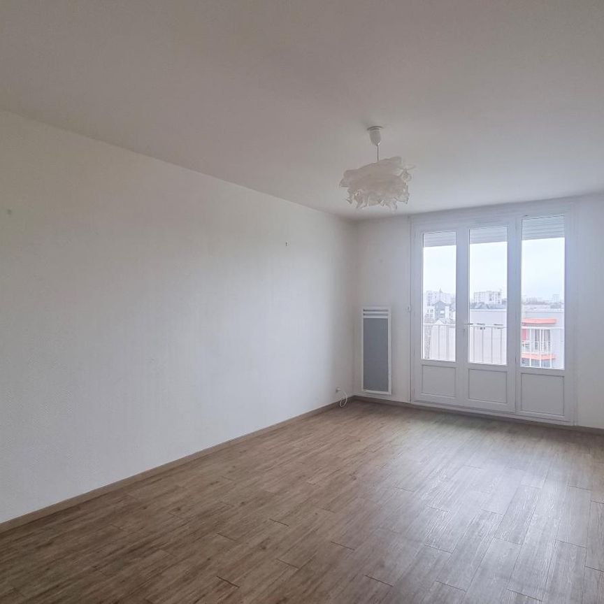 Location Appartement 2 pièces 53m² LA RICHE 37520 - Photo 1