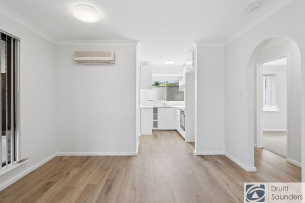 Freshly Renovated 2-Bedroom Villa in Quiet Complex HOME OPEN SATURDAY 11 APRIL AT 9.00AM SHARP! - Photo 1