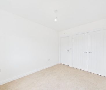 3 bedroom detached house to rent - Photo 4