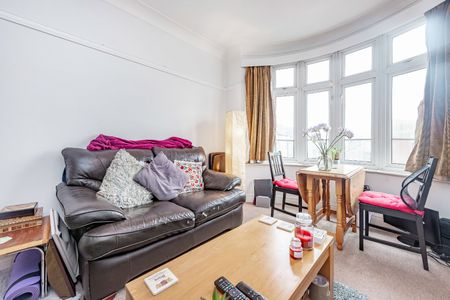 Fulham High Street, Fulham, London, SW6 - Photo 3