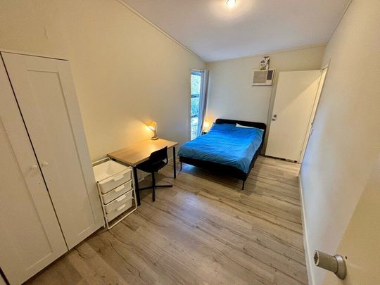 Paddington - Photo 1